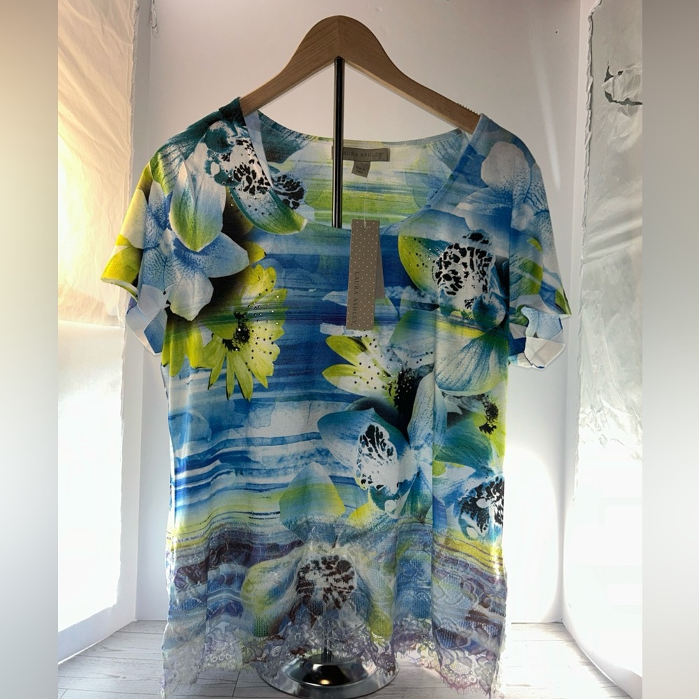Laura Ashley Green And Blue Floral Tee With Lace Bottoms Size Large New With Tag